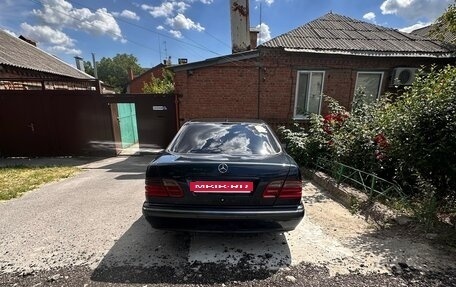 Mercedes-Benz E-Класс, 2000 год, 750 000 рублей, 5 фотография