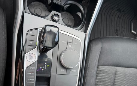 BMW 3 серия, 2019 год, 3 300 000 рублей, 21 фотография