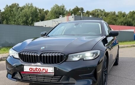 BMW 3 серия, 2019 год, 3 300 000 рублей, 28 фотография
