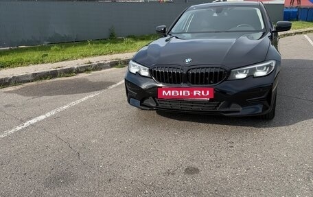 BMW 3 серия, 2019 год, 3 300 000 рублей, 29 фотография