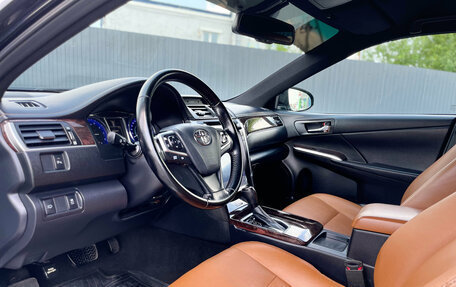 Toyota Camry, 2016 год, 1 899 000 рублей, 8 фотография