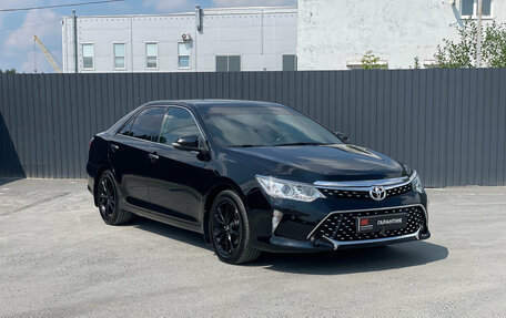 Toyota Camry, 2016 год, 1 899 000 рублей, 2 фотография