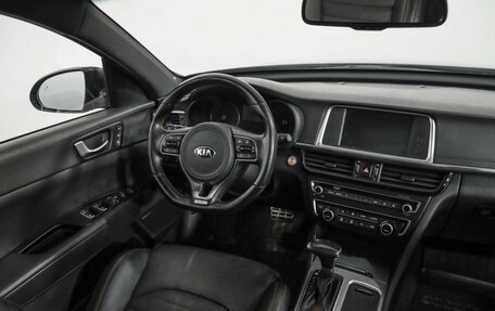 KIA Optima IV, 2018 год, 1 999 000 рублей, 10 фотография