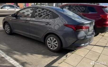 Hyundai Solaris II рестайлинг, 2021 год, 1 598 000 рублей, 4 фотография