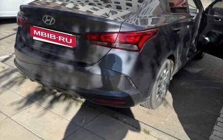 Hyundai Solaris II рестайлинг, 2021 год, 1 598 000 рублей, 3 фотография