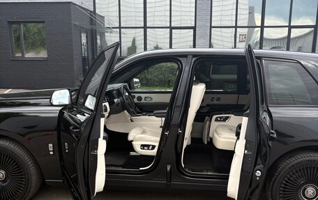 Rolls-Royce Cullinan, 2022 год, 20 500 000 рублей, 11 фотография