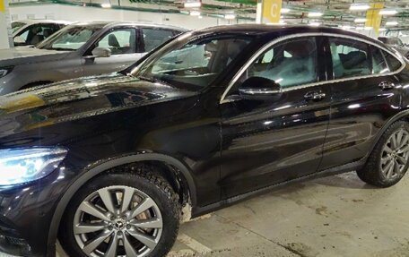 Mercedes-Benz GLC Coupe, 2018 год, 3 200 000 рублей, 2 фотография