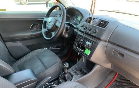 Skoda Fabia II, 2010 год, 730 000 рублей, 8 фотография