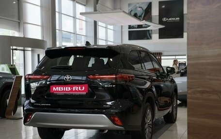 Toyota Highlander, 2026 год, 5 700 000 рублей, 7 фотография