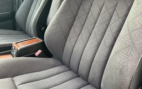 Mercedes-Benz E-Класс, 1994 год, 800 000 рублей, 30 фотография