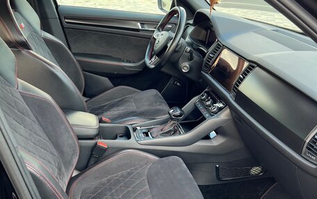 Skoda Kodiaq RS I, 2019 год, 3 660 000 рублей, 9 фотография