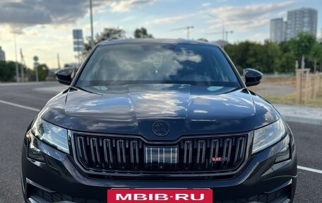 Skoda Kodiaq RS I, 2019 год, 3 660 000 рублей, 3 фотография