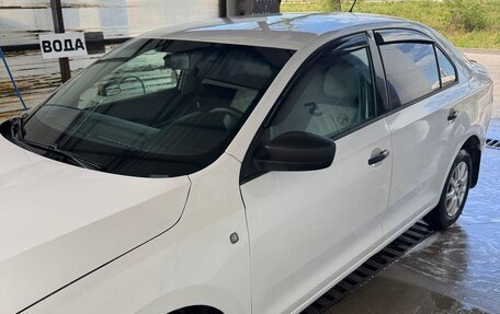 Skoda Rapid I, 2013 год, 590 000 рублей, 3 фотография
