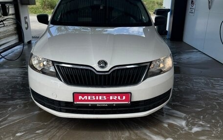 Skoda Rapid I, 2013 год, 590 000 рублей, 6 фотография