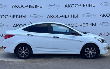 Hyundai Solaris II рестайлинг, 2015 год, 630 000 рублей, 4 фотография