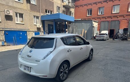 Nissan Leaf I, 2012 год, 1 210 000 рублей, 7 фотография