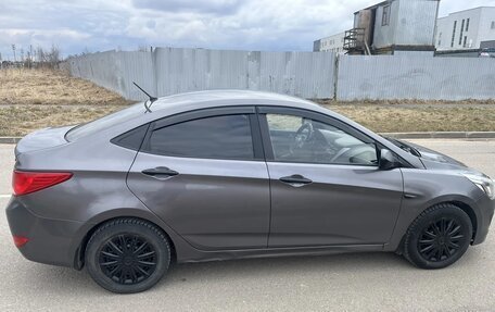 Hyundai Solaris II рестайлинг, 2014 год, 520 000 рублей, 2 фотография