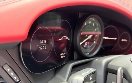 Porsche 911, 2023 год, 17 200 000 рублей, 23 фотография