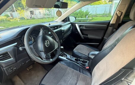Toyota Corolla, 2013 год, 1 050 000 рублей, 2 фотография