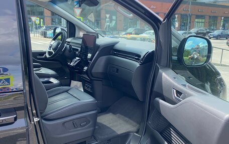 Hyundai Staria, 2023 год, 5 500 000 рублей, 10 фотография