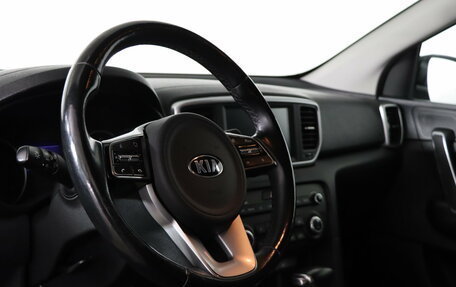 KIA Sportage IV рестайлинг, 2020 год, 2 279 990 рублей, 9 фотография