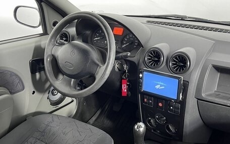 Renault Logan I, 2006 год, 390 000 рублей, 13 фотография