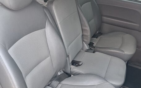 Hyundai Grand Starex Grand Starex I рестайлинг 2, 2011 год, 1 470 000 рублей, 12 фотография