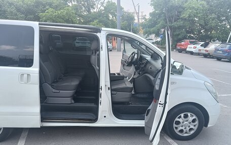 Hyundai Grand Starex Grand Starex I рестайлинг 2, 2011 год, 1 470 000 рублей, 18 фотография