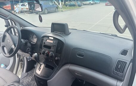 Hyundai Grand Starex Grand Starex I рестайлинг 2, 2011 год, 1 470 000 рублей, 15 фотография