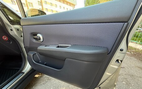 Nissan Tiida, 2008 год, 1 070 000 рублей, 24 фотография