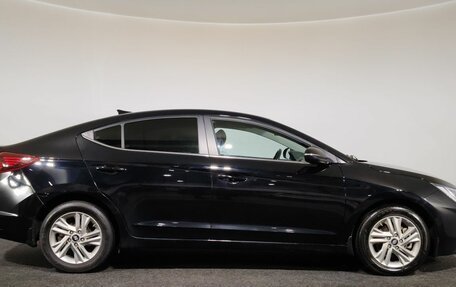 Hyundai Elantra VI рестайлинг, 2019 год, 1 300 000 рублей, 4 фотография