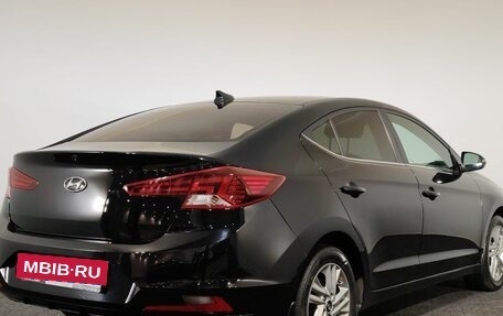 Hyundai Elantra VI рестайлинг, 2019 год, 1 300 000 рублей, 5 фотография