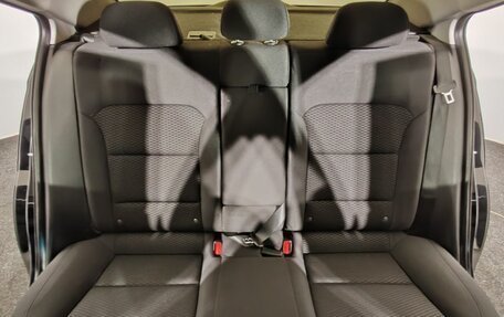 Hyundai Elantra VI рестайлинг, 2019 год, 1 300 000 рублей, 14 фотография