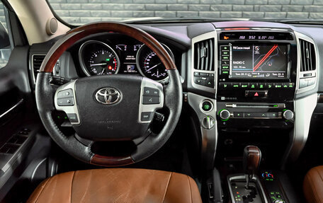 Toyota Land Cruiser 200, 2015 год, 4 370 000 рублей, 18 фотография