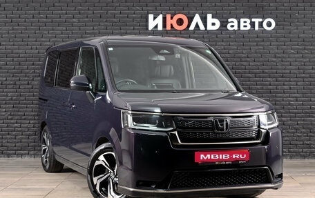 Honda Stepwgn, 2024 год, 3 500 000 рублей, 3 фотография