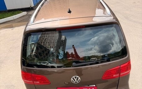 Volkswagen Touran III, 2012 год, 950 000 рублей, 10 фотография