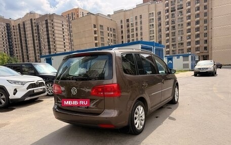 Volkswagen Touran III, 2012 год, 950 000 рублей, 6 фотография
