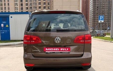 Volkswagen Touran III, 2012 год, 950 000 рублей, 5 фотография