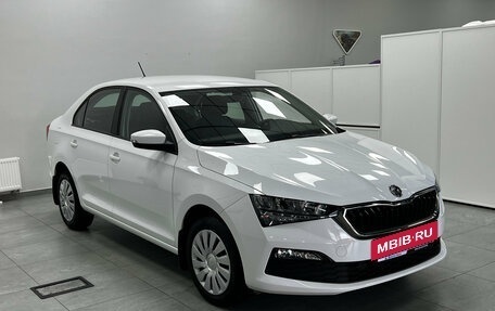 Skoda Rapid II, 2021 год, 1 790 000 рублей, 2 фотография