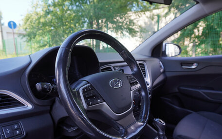 Hyundai Solaris II рестайлинг, 2019 год, 1 313 000 рублей, 11 фотография