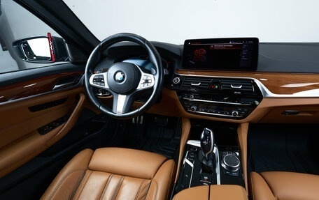 BMW 5 серия, 2022 год, 6 690 000 рублей, 13 фотография