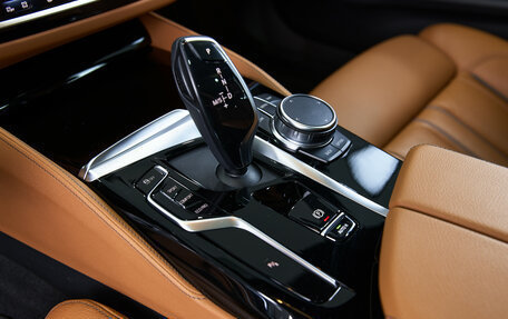 BMW 5 серия, 2022 год, 6 690 000 рублей, 21 фотография