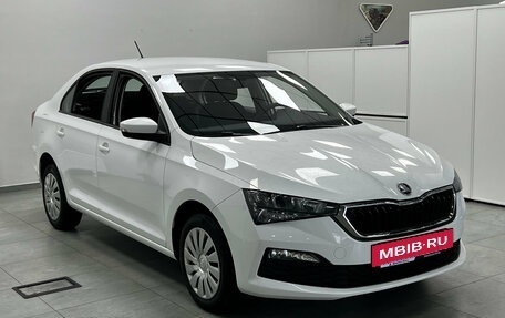 Skoda Rapid II, 2022 год, 1 590 000 рублей, 2 фотография