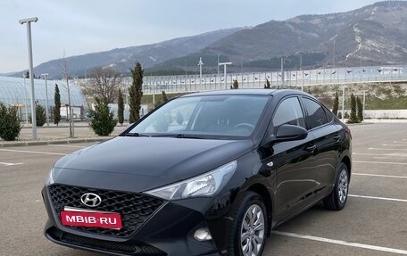 Hyundai Solaris II рестайлинг, 2020 год, 1 500 000 рублей, 1 фотография