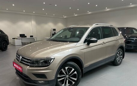 Volkswagen Tiguan II, 2019 год, 2 849 000 рублей, 1 фотография