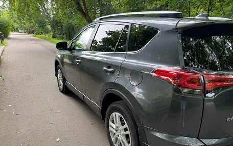 Toyota RAV4, 2015 год, 2 630 000 рублей, 10 фотография