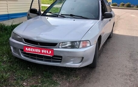 Mitsubishi Lancer VII, 1997 год, 140 000 рублей, 2 фотография