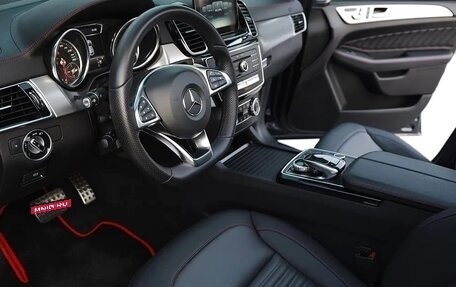 Mercedes-Benz GLE, 2017 год, 3 300 000 рублей, 4 фотография