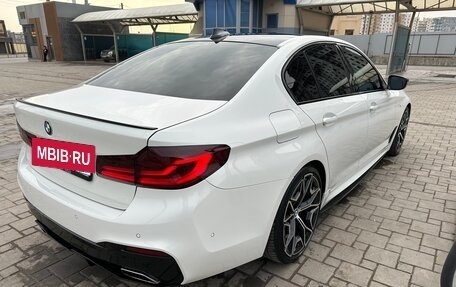 BMW 5 серия, 2018 год, 5 150 000 рублей, 2 фотография
