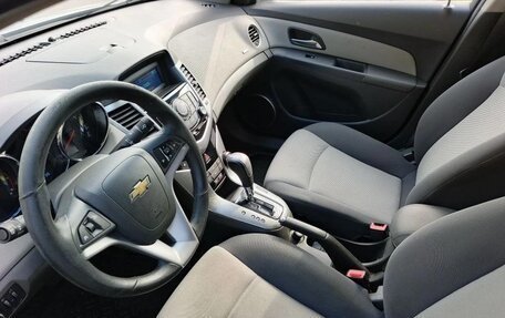 Chevrolet Cruze II, 2010 год, 590 000 рублей, 7 фотография